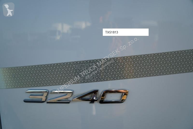 Betonárske zariadenie Mercedes AROCS 3240