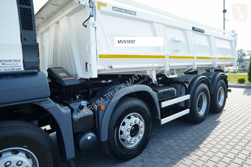 Грузовик MAN TGS 35.420
