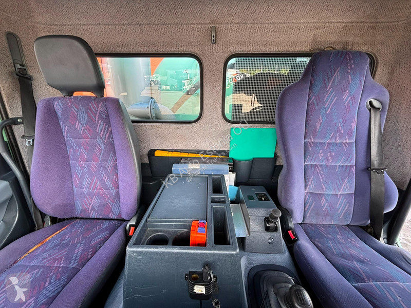 Camion Mercedes 1018 4x2 FFG 5100 l / pressure...
