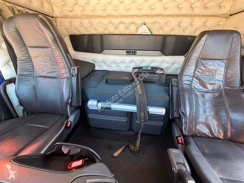 Camión Volvo FH 500 6x4 PK 26002 YEAR 2017 +...