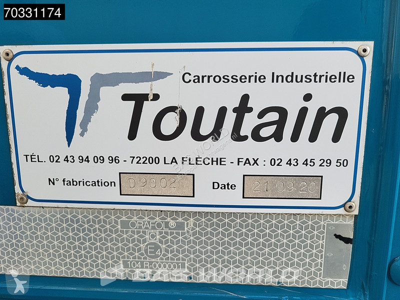 شاحنة Renault D 210 D 4X2 12tonner 1500kg...
