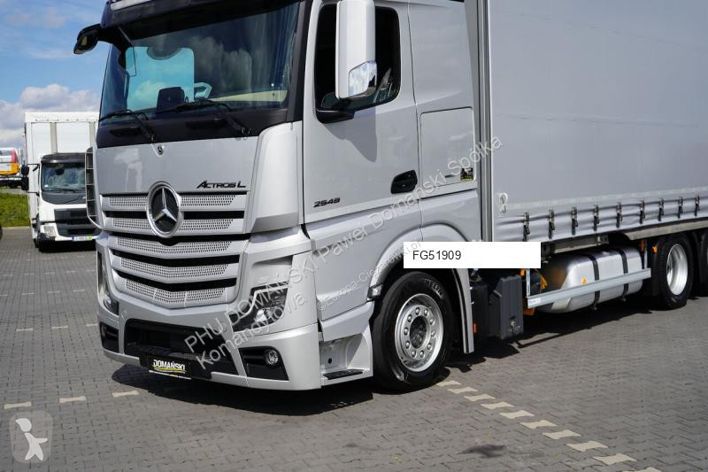 Грузовик Mercedes / TANDEM