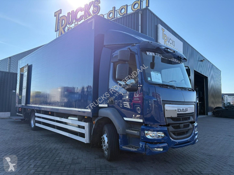 Camion DAF 220 + EURO 6 + LIFT + 6 CYL + 12T