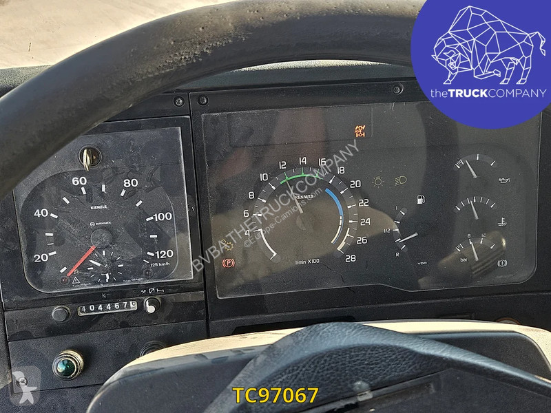 شاحنة Renault 300