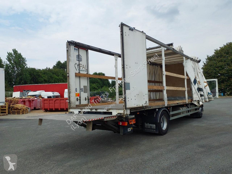 Camion DAF 320 FA 4X2