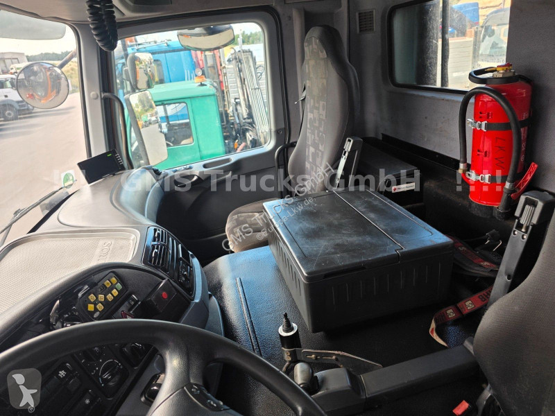 Camión Mercedes 1841 / 4X4 / 13m Kran / EPS /...