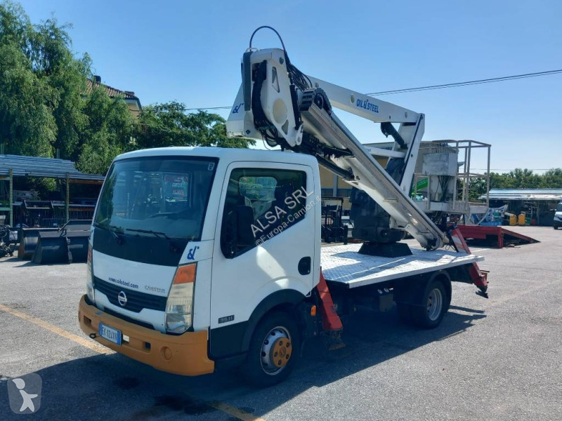 Camión Nissan 21.12