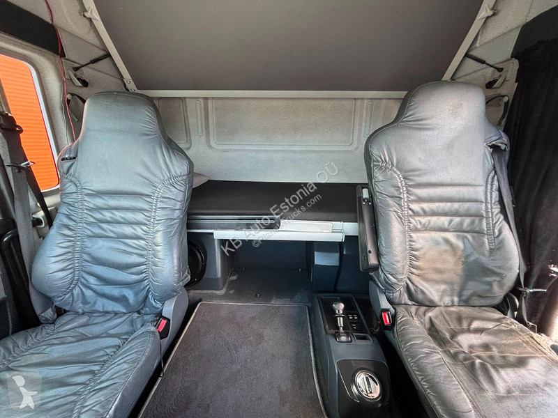 Vrachtwagen MAN TGS 4x2 BOX L=7497 mm
