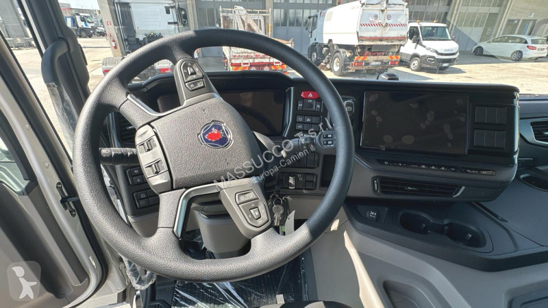 Camion Scania P500 XT 8x4