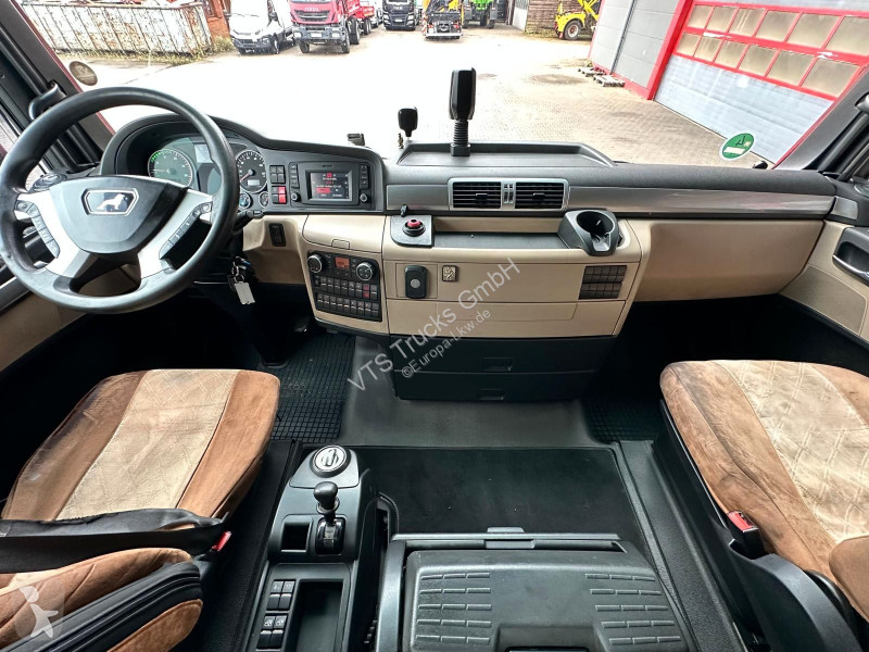 Vrachtwagen MAN 26.460 6x2 LL / EBA / LGS / ACC...