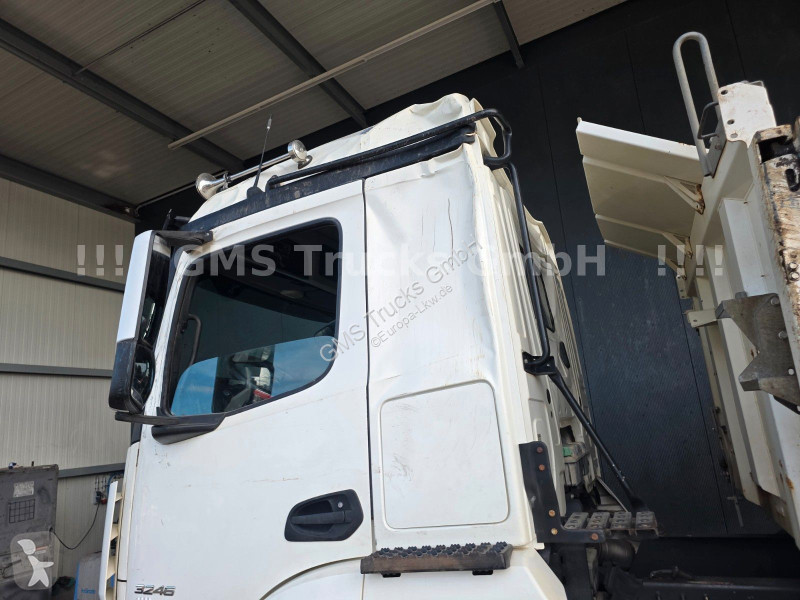 Camión Mercedes 3246 / 8X4 / AHK / Meiller...