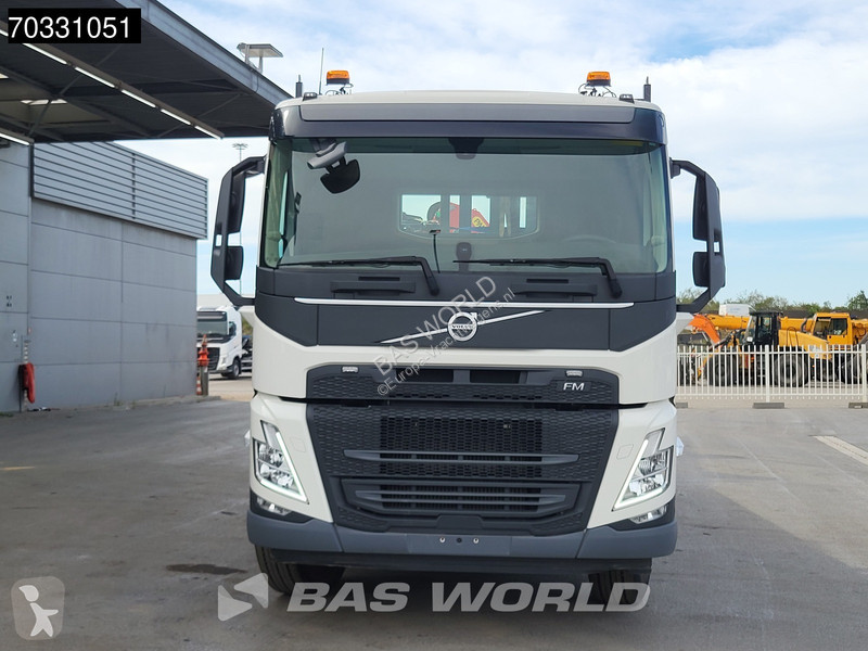 Camion Volvo 460 8X4 Palfinger PK24.001 SLD...