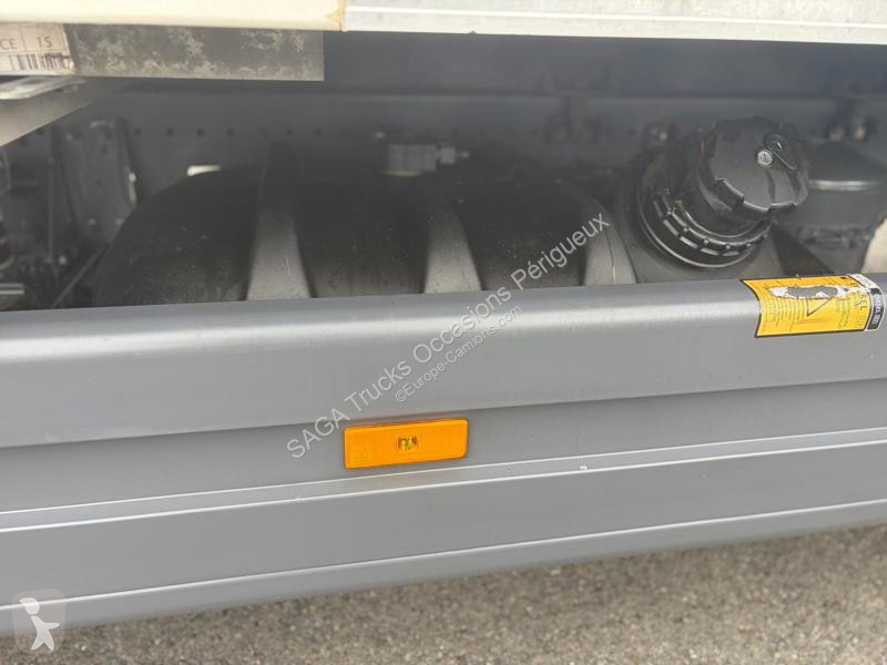Kamion Mercedes 1218 Fourgon ClassicSpace 2.30M