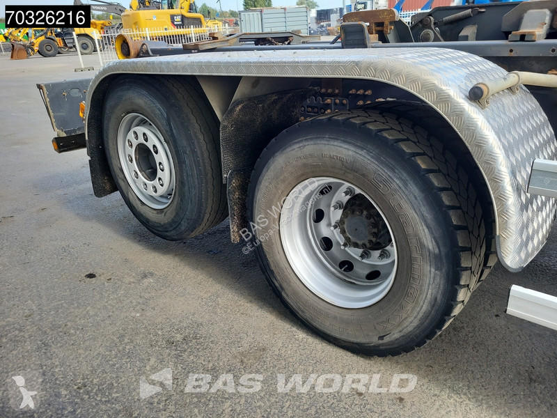 Camion Volvo 460  6X2 Palfinger T20...