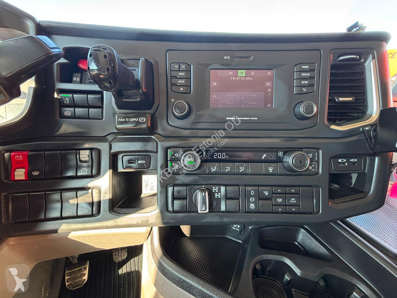 Vrachtwagen Scania R 580 8x4 RETARDER / BOX...