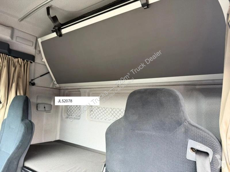 Vrachtwagen MAN TGX / ZESTAW BDF / KONTENERY KRONE