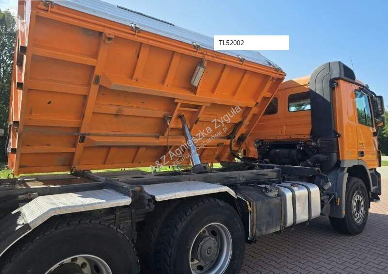 Vrachtwagen Mercedes PK13001-K