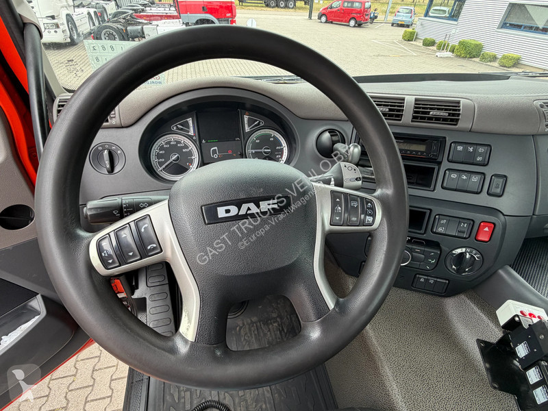 Vrachtwagen DAF 430 6x2 VDL 25T Haakarm *332...