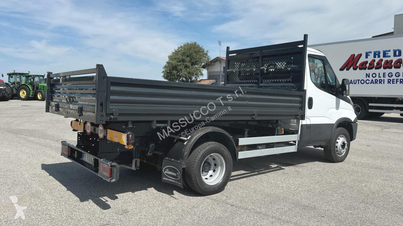 Camión Iveco DAILY 60-150 4x2
