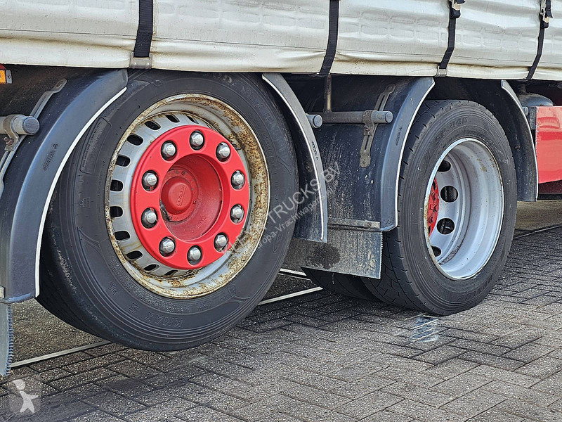 Вантажівка DAF 480 FAR