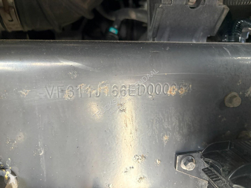 Camión Renault T 380 + 19t + lift + euro 6