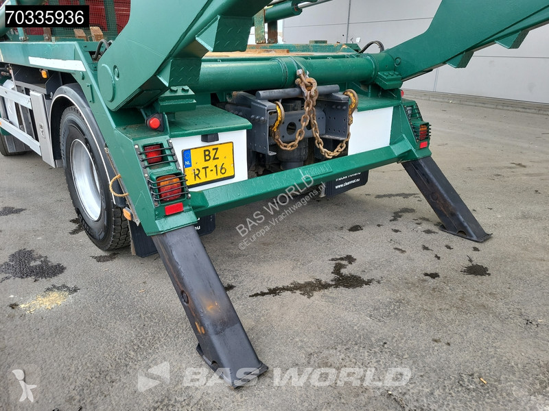 Camión Mercedes 1824 4X2 NL-Truck 14tons HYVA...