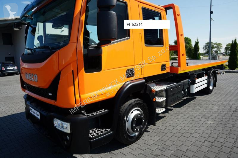 Camión Iveco EUROCARGO / LAWETA HYDRAULICZNA /...