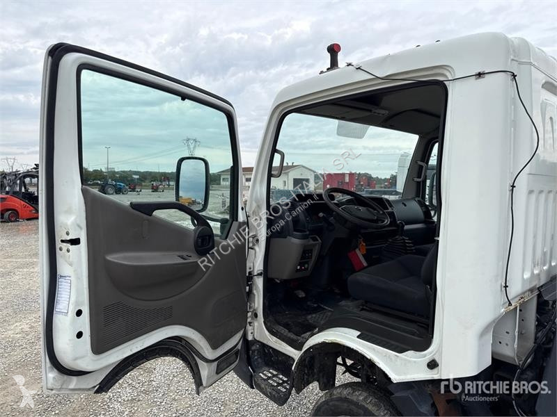 Teherautó Nissan Pagliero HX195 19.5 m