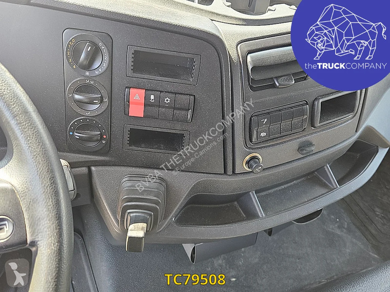 Camión Mercedes 1221