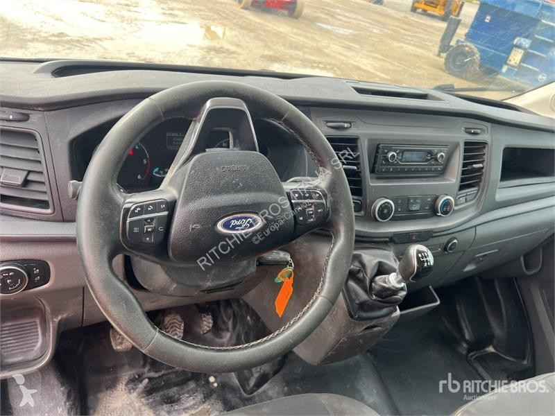 Camión Ford 350-130 S/A Dump Truck