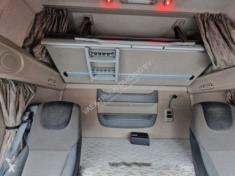 Kamion DAF SuperSpacecab 6x2 - BDF - Loadlift -...
