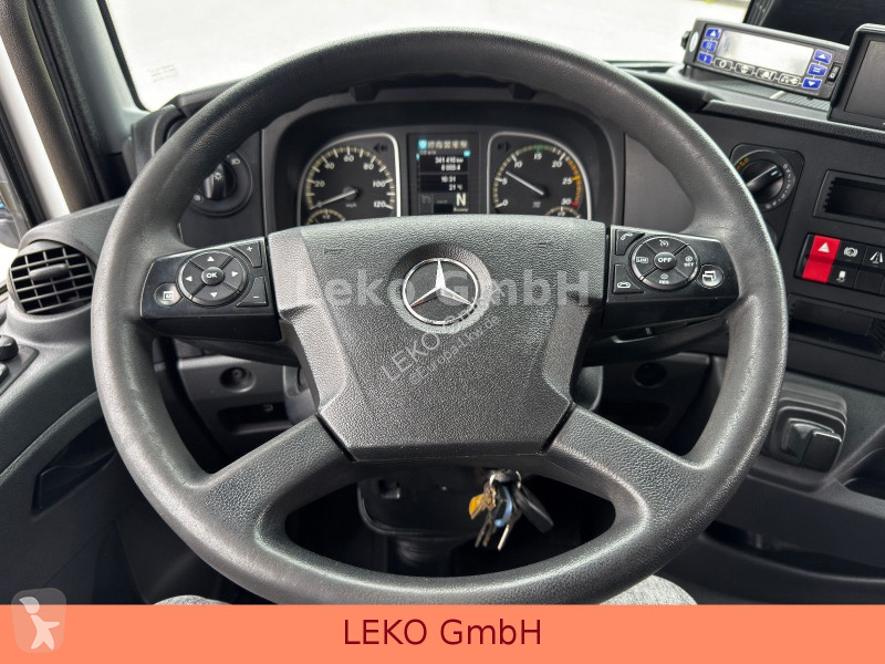 Kamion Mercedes 816 Mit Carrier Sp 750