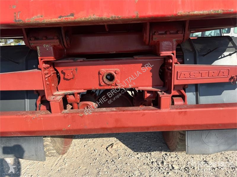 Camión Astra 1 T/A Dump Truck (Inoperable)