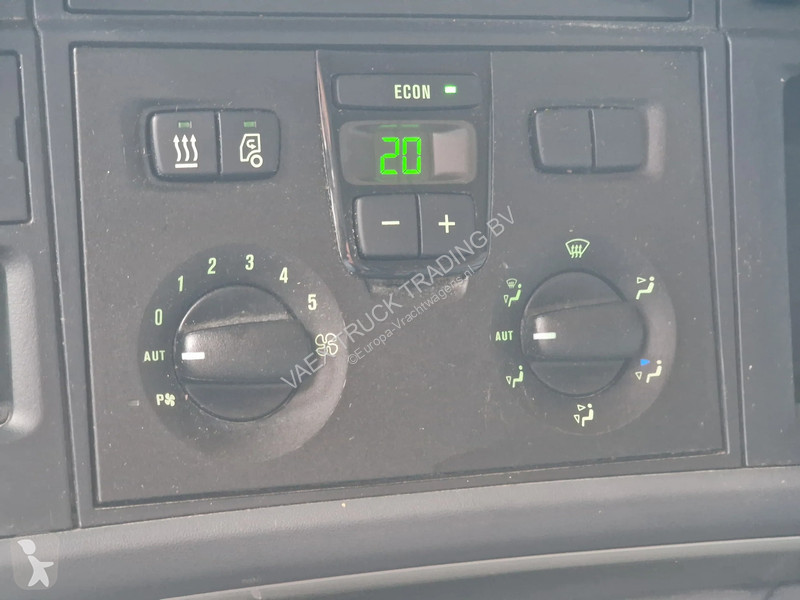 Camion Scania 320 4x2 - Bussbygg box - Full air...