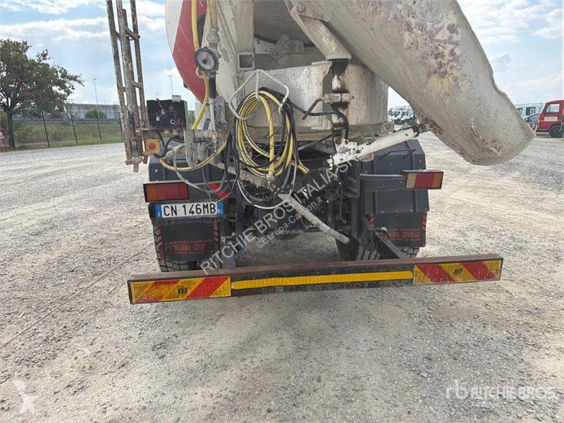 Camion Astra 1 4x2 Mixer Truck
