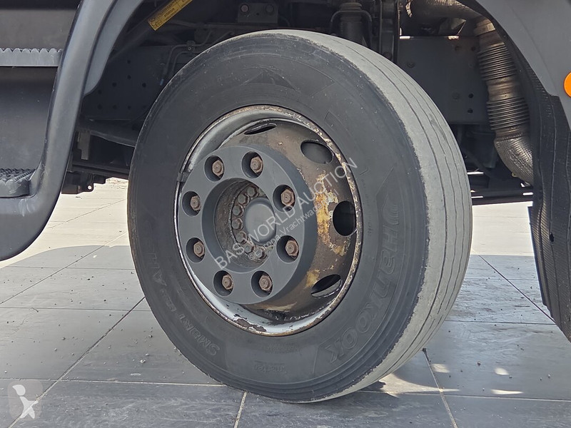 شاحنة Iveco 120E210
