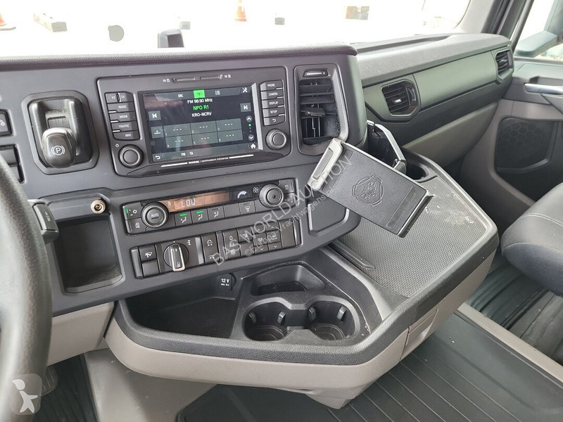 Camião Scania 520