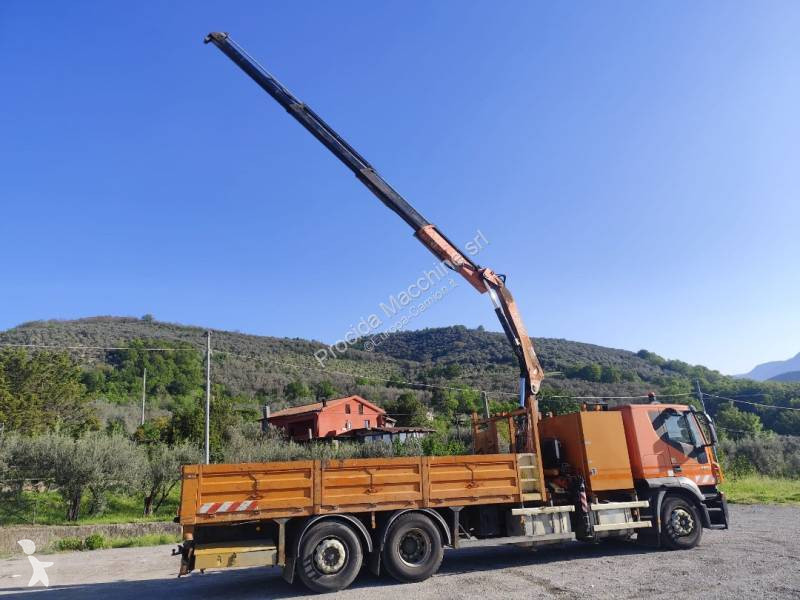 Iveco 260 S 42 truck