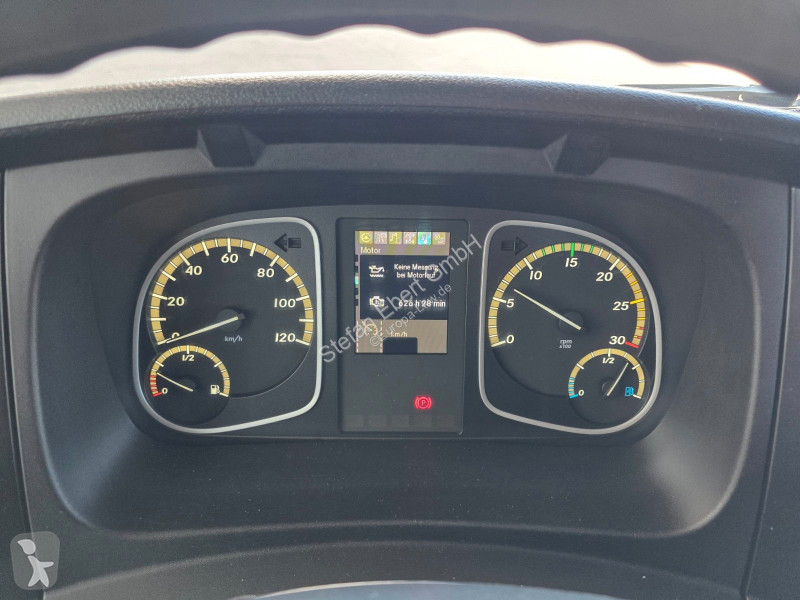 Camion Mercedes 823 K 4x2 Meiller 2x AHK Klima...
