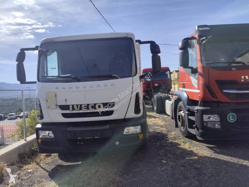 Camion Iveco 150 E 22
