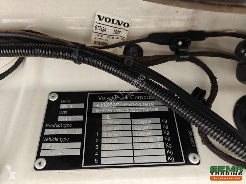 Camion Volvo 460 6x4 GlobeTrotter Euro6C - 10T...