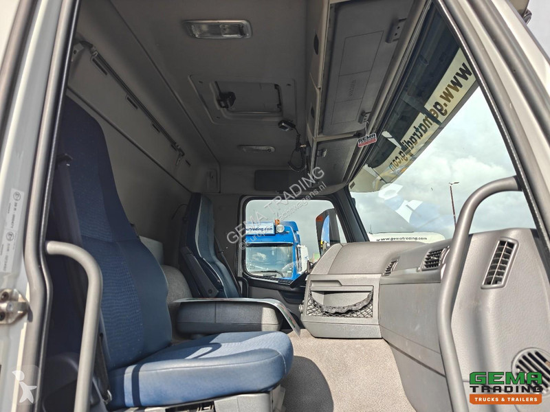 Camion Volvo 330 EEV 6X2 Day Cabin EEV - Roller...