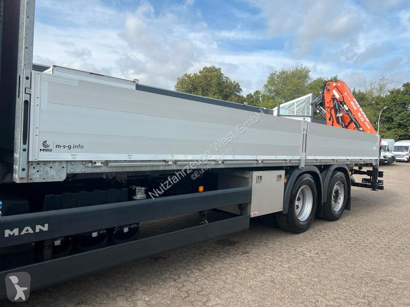 Camion MAN 26.470