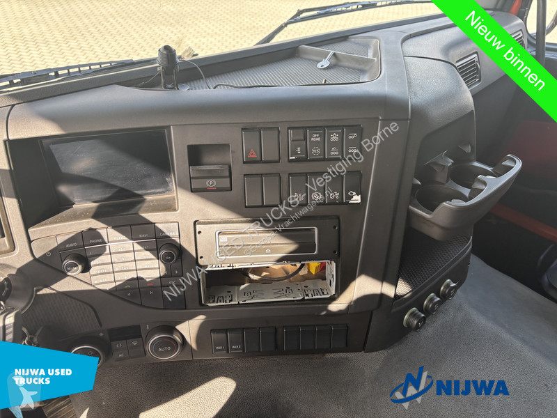 Camião Volvo 500 8x4 Naafreductie + Kabelsysteem