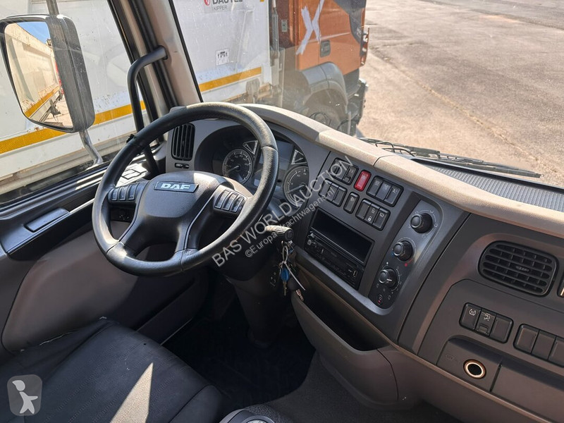 Camion DAF 260