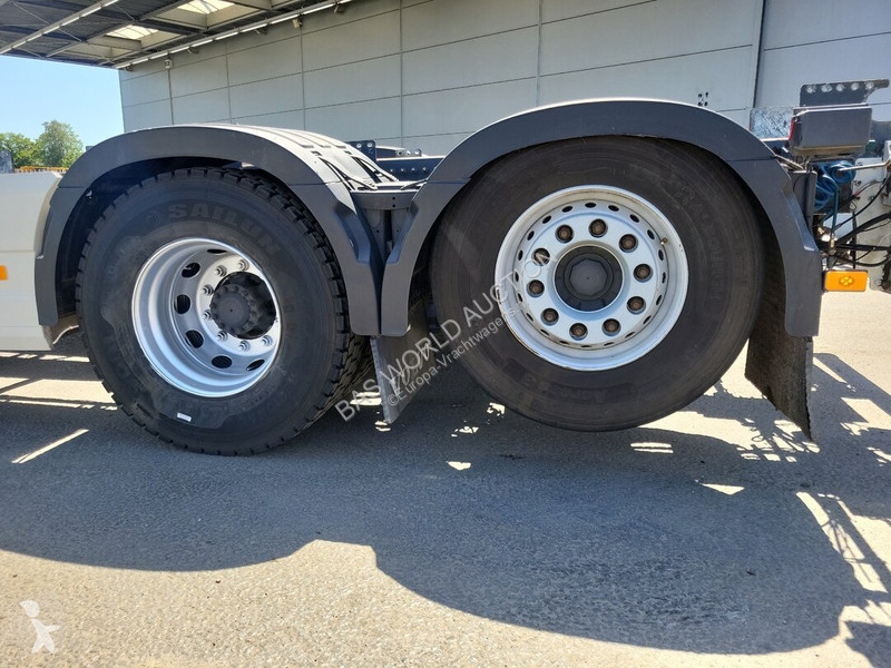 Camião Volvo 500