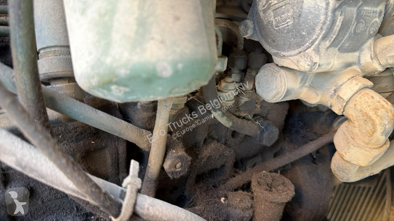 Camion Mercedes SK  (MANUAL PUMP / POMPE...