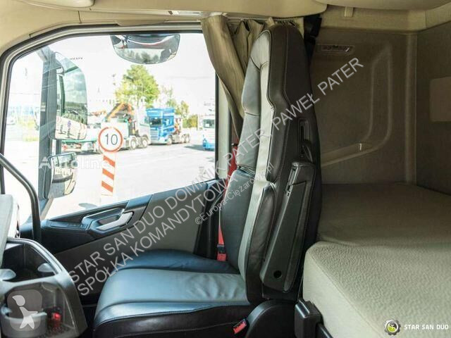 Camion Volvo PK 27002