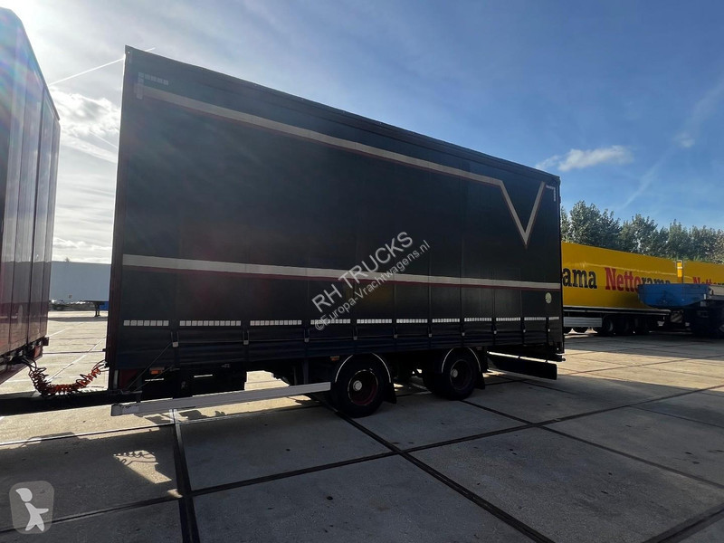 Грузовик DAF 6X2 EURO 6 + SLIDING ROOF + 2 AXLE...