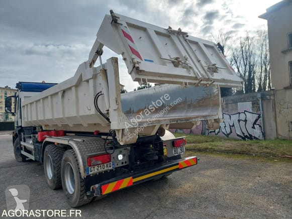 Грузовик Iveco